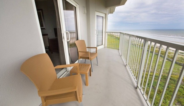 July 4th! Beachfront entire 1bed/1bath Condo!