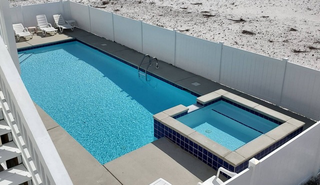 July Openings. Family Freindly, pet freinly. Private Pool , Spa, 5 bed 4 bath