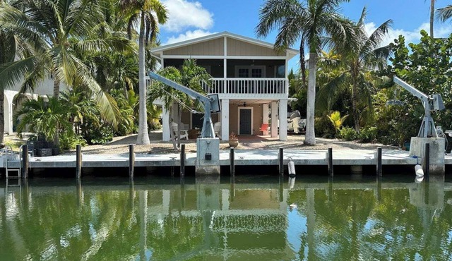 JUNE-AUG 2025 DISCOUNT! - 2 Bedroom FL Keys Canal Home - Great Boating Access!