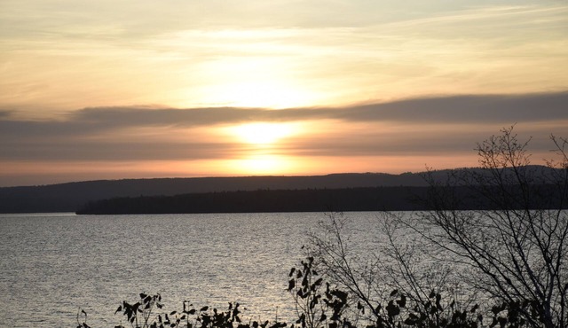 June/July Openings! Lake Superior Waterfront!