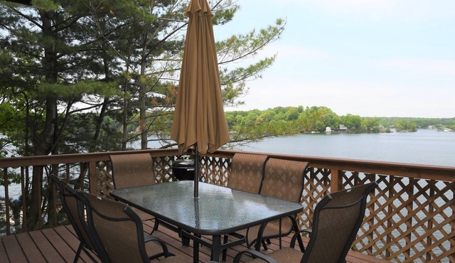 June, Sept & Oct. Rentals 1000 Islands, Lake of the Isles, Wellesley Island