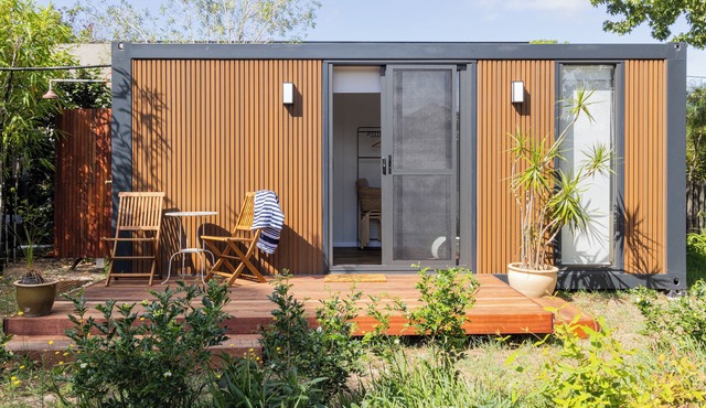 Jungle Farm Cabin - Garden Stay Near Beach