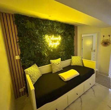 Jungle house,Arr autonome,Proche Aéroport & Gare