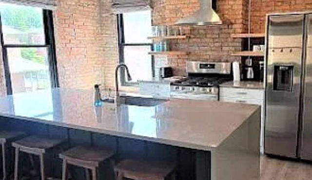 Jungle House Downtown Columbus – Modern Boutique Suites