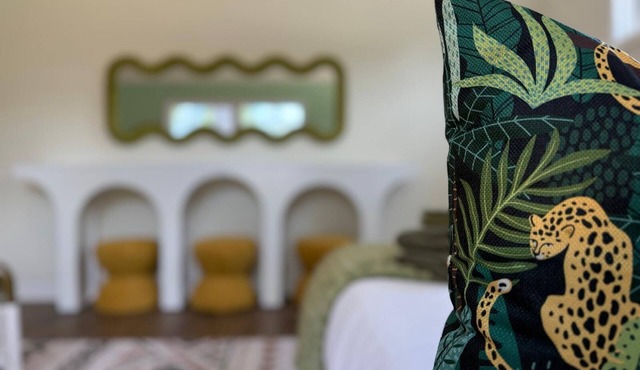 Jungle-Inspired 4BR Oasis - Peaceful & Private