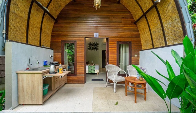 Jungle River Villa for 10 |Pool, ATV, Tubing| Ubud
