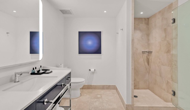 Junior Suite Direct Ocean View Fontainebleau