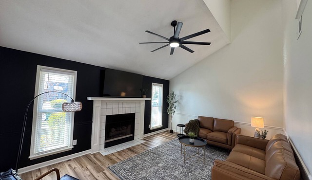 Juniper: 3 bedroom w/pool