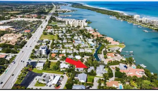 Jupiter Boho Botanical Bungalow