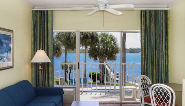 Jupiter Waterfront Inn