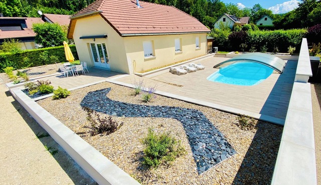 JURA - Lac de Chalain - Recent house with swimming pool PMR 6 persons