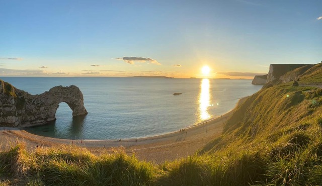 Jurassic Cove Cottage - Beach - Walking