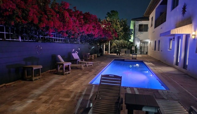 Just 3 Blocks to Park Ave Shops/Restaurants, 2 From The Winter Park Village!