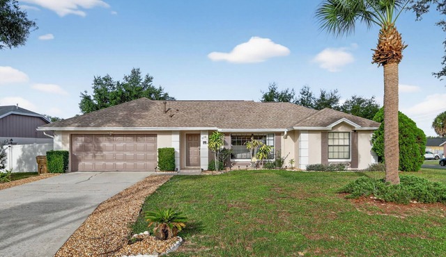 Just 3 mi. to Disney, King bed, pool (w/full privacy fence), grill, game rm