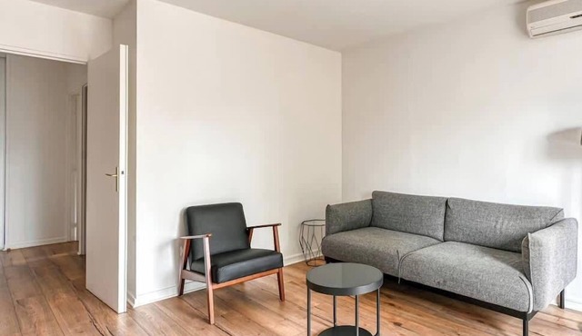 Just a stone's throw from Paris - Le Charismatique