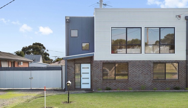 Just Beachy - Family beach home close to the beach.