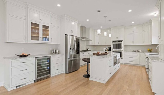 Just Built, Heated Pool, Walk to Fresh Water Beach: 078-Y