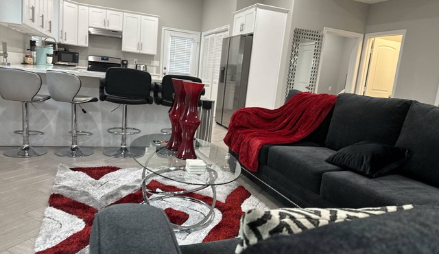 Just Built! Private Luxury: Insta Worthy BRAND NEW Home: Luxurious+COMFORTn