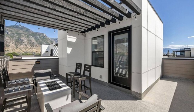 Just Listed! Modern Downtown Provo Townhome