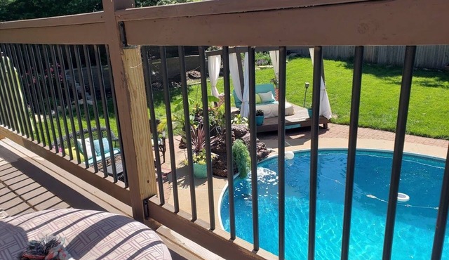 JUST LISTED! Tiki Oasis-sleeps 12, Pool/Sand Beach, World Cup