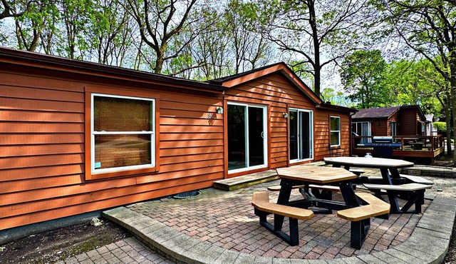 Just the Right Space to Unplug | 8 ppl | IC80