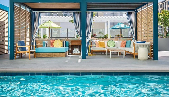 Just What You Were Looking For! 4 Spacious Units, Pool Access & Parking On-site!
