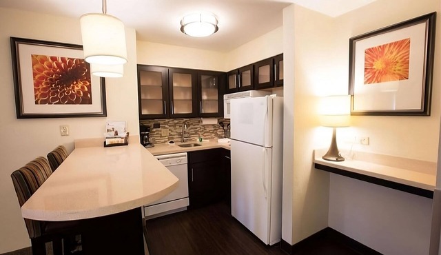 Just What You Were Looking For! 3 Comfortable Units, w/Pool, Pet-Friendly!