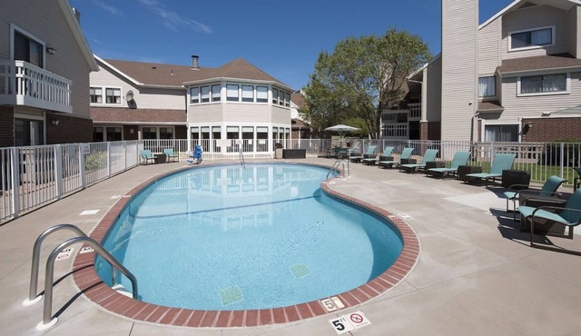 Just What You Were Looking For! 4 Pet-Friendly Units, Pool, Free Breakfast