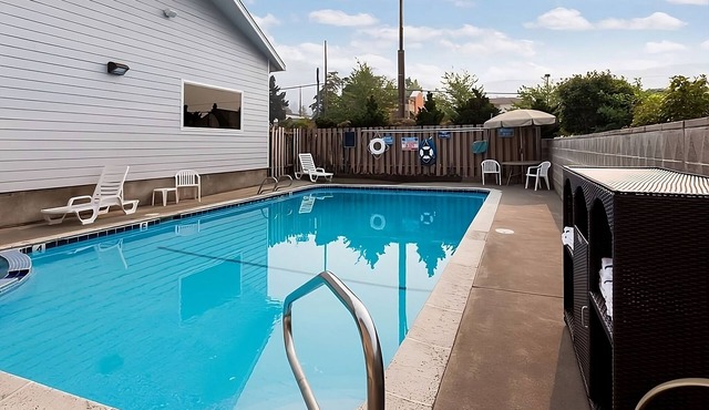 Just What You Were Looking For! Amazing Unit Awaits! Close to Hellgate Canyon!