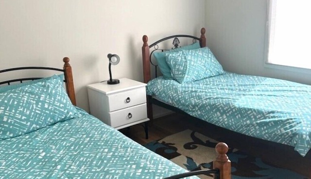 Justashaq, Marion Bay