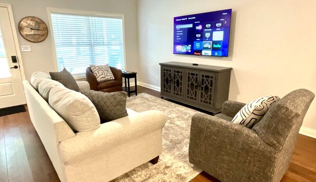 Justify Cottage – Near Keeneland & Distilleries