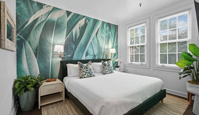 JustListedTropicalHaven1br