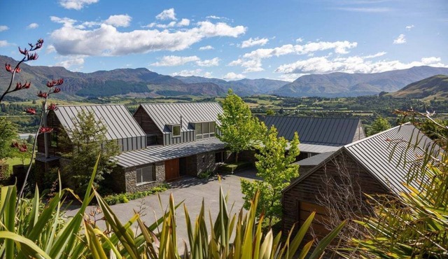 Kāinga Rua - sauna, gym, accessible bedroom and hot tub