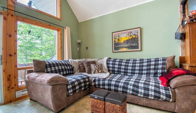 Kabakwa Lake Retreat-West Exposure, Watercraft, Outdoor Games & More!