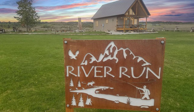 Kabino: River Run Cabin on Henry's Fork, Fire Pit, perfect fishing trip!