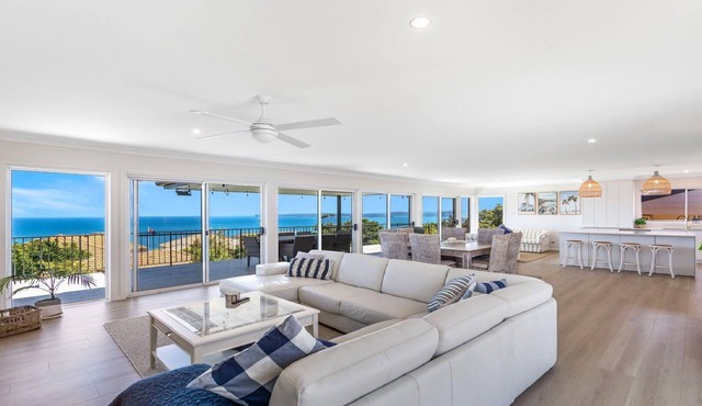 Kai Lani by HolidayCo.