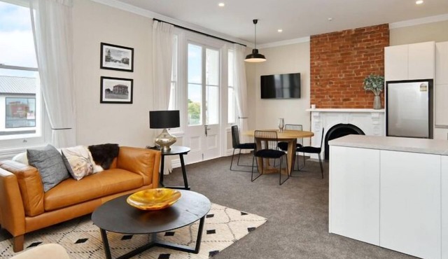 Kaiapoi Luxury Accommodation 1 -Historic and Luxury Apartment in Kaiapoi