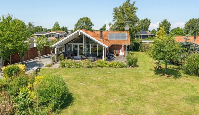 "Kaike" - 100m from the sea by Interhome