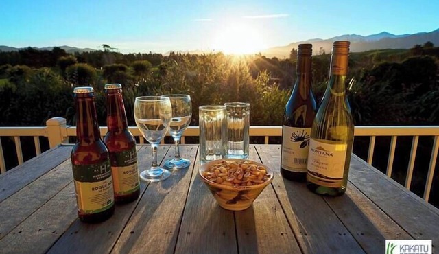 Kakatu Retreat - Family Room, Kakatu Retreat | Family Room | Breakfast Included