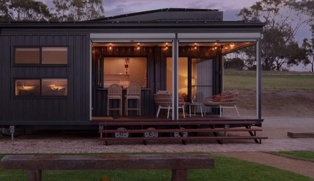 Kalimna Tiny ~ Views, Stars & Serenity in Willunga