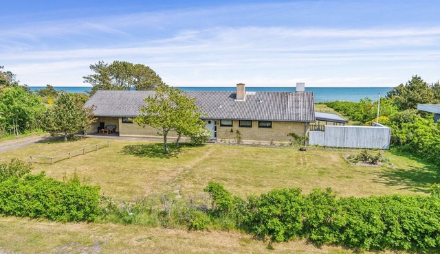 "Kalist" - 50m from the sea by Interhome
