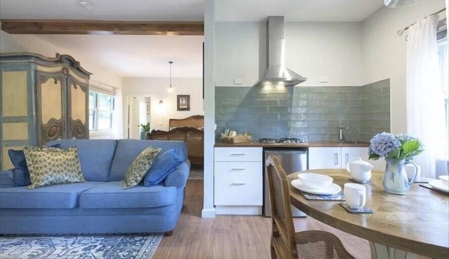 Kallista Charleston & Kallista Gatsby | Two Boutique Studios – One Booking