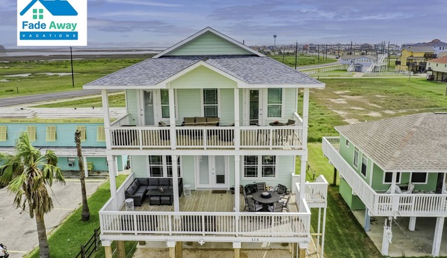 Kalm by the Beach - Ocean View - Sleeps 14