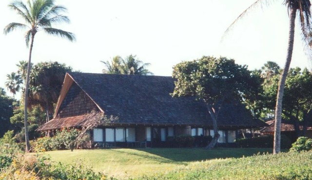 Kaluako'i Resort Cottage 1A Beachfront Rental - Molokai, Hawaii