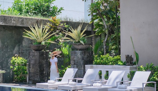 Kamini Legian Hotel