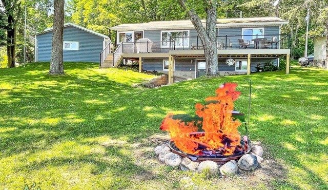 Kamp Kielley on Wilson Lake