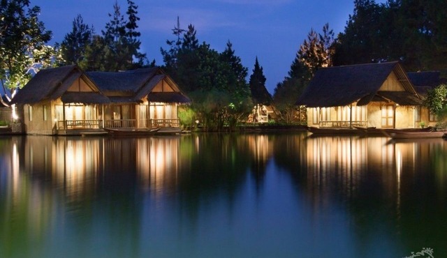 Kampung Sampireun Resort & Spa