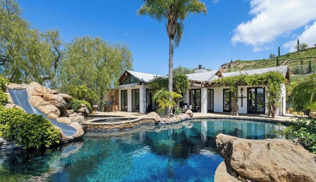 Kanan Dume - Malibu Ranch Retreat | 5-Acre Oasis w/Guest House & Pool