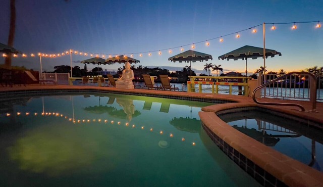 KANDA ZEN Apt 1 - pool & walk to the beach!