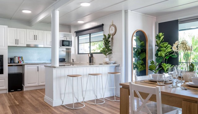 Kangaroo Point Urban Escape Walk to River & CBD